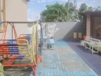 Kedai Oma Syariah Mitra RedDoorz