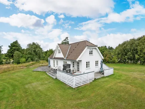"Thorben" - 3.5km from the Sea - badewanne