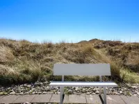 "Gundine" -  from the Sea - parking
