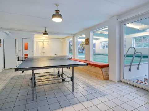 "Pelle" - 800m from the Sea