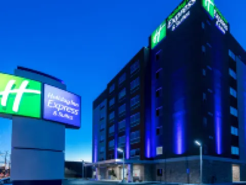 Holiday Inn Express & Suites JERSEY CITY NORTH - HOBOKEN by IHG Hotels in Jersey City