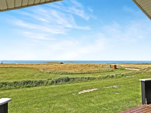 "Mette" - 98m from the Sea