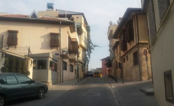 Arifbey Konagi - Housity