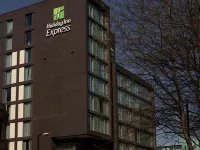 Holiday Inn Express Manchester CC - Oxford Road Các khách sạn gần Manchester Buddhist Centre