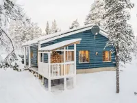 Aurora Cabin Hotels near Kakslauttanen