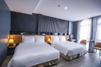 La Maison Boutique Hotel Hotels in P. Hợp giang