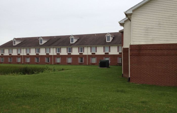 Country Hearth Inn & Suites Willard