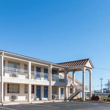 Motel 6 Stephenville, TX