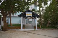 Hotel Azur Conakry  호텔