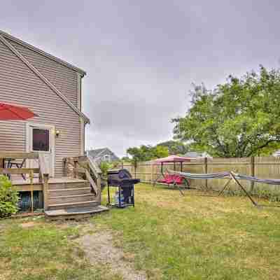 Steps to Beach and Main St Dog-Friendly Retreat! Others