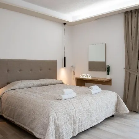 Terinikos Sunny Garden Hotel & Junior Suites