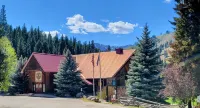 SouthFork Lodge Hotel di 