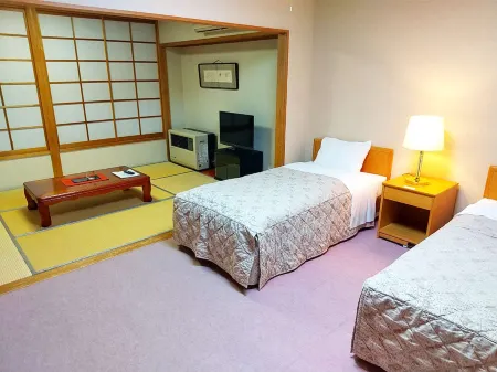 Kitano Tenman Onsen Gakumon No Yu Отели в г. Сакаэ