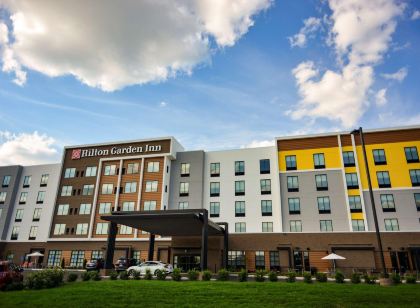 Hilton Garden Inn Louisville Mall of St. Matthews