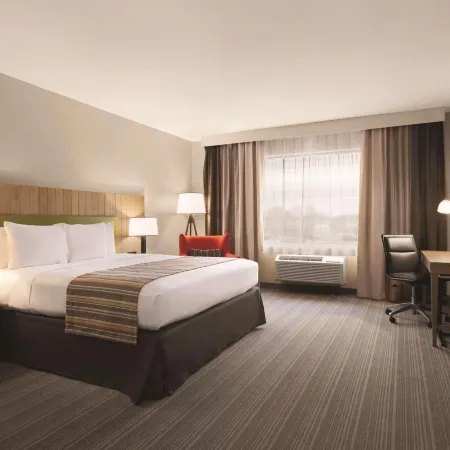Country Inn & Suites by Radisson, Belleville, on