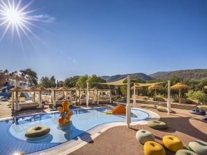 Valamar Amicor Green Resort