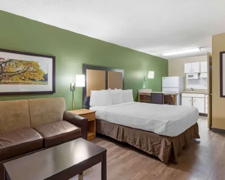 Extended Stay America Select Suites - Denver - Cherry Creek Hotels in Glendale