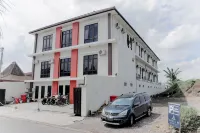 RedDoorz Syariah @ Hotel 91 Jember Hotels in Kaliwates