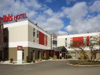 Ibis Aulnay Paris Nord Expo Hotel dekat Eglise Saint Sulpice
