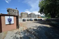 Hotel Santa Maria - parking