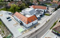 Eleven Business & Sport Hotel Hotels in 