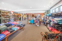 Super 8 by Wyndham Houghton Lake Hotels in Markey Township