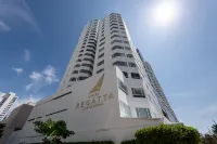 Hotel Regatta Cartagena - Infinity Pools