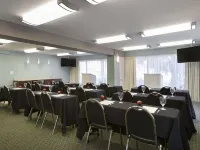 Dayton House Resort, BW Signature Collection Hotels near Encounters UFO Experience
