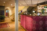 Home Hotel Cardinal - Bares