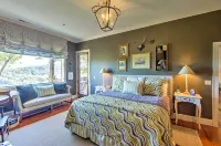 Bryson City Condo w/ Spectacular Views & Amenities - Balcony