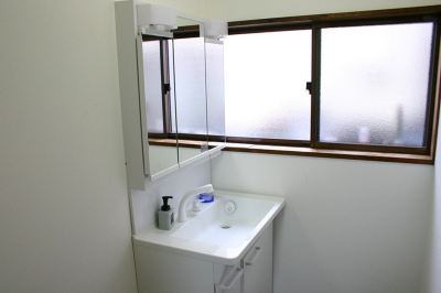 懐かしい建物でリラックスできるルーム35 サムライズ　レトロの写真