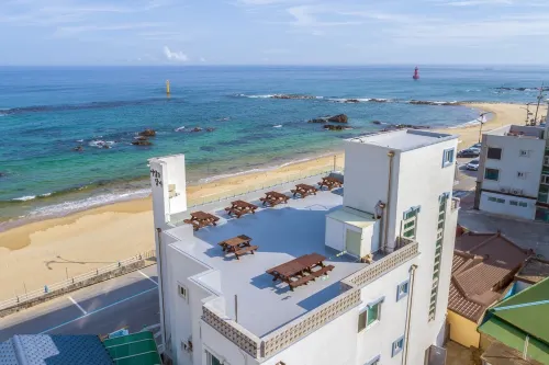 Donghae Eodareuldamda Pension Hotels in Donghae-si