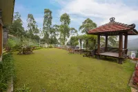 Rumah Vintianish Lembang Hotels in Jayagiri