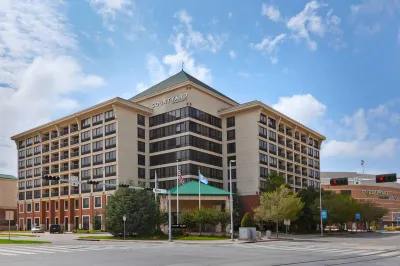 Courtyard Oklahoma City Downtown Hotels near Lightning Creek Park