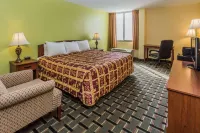 Days Hotel by Wyndham Danville Conference Center - Parking
