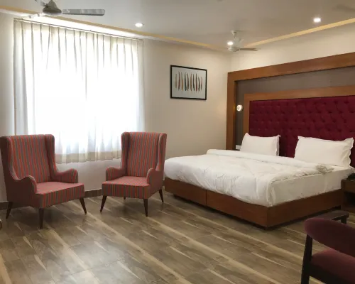 Hotel Jesraj 久魯住宿飯店