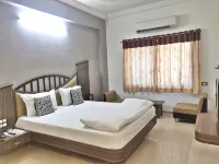 Damji Hotel