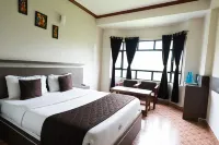 Munnar Castle Hotel a 
