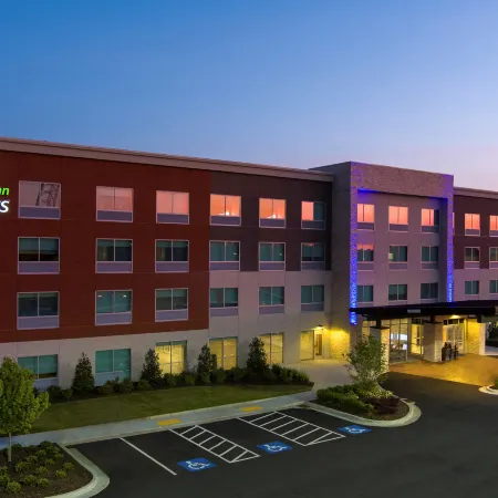 Holiday Inn Express & Suites GRIFFIN by IHG