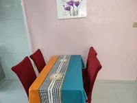 正藍旗小於兒家庭精裝民宿（巴彥敖包路分店） Các khách sạn ở Kỳ Chính Lam