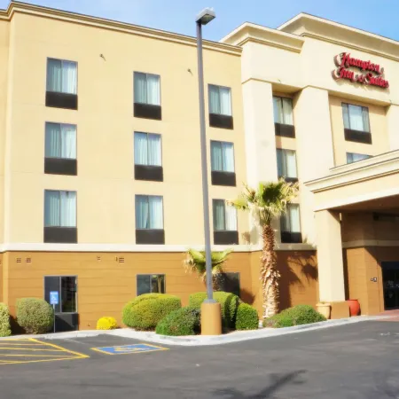 Hampton Inn & Suites Kingman