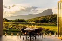 Sofala Lodge - Pools