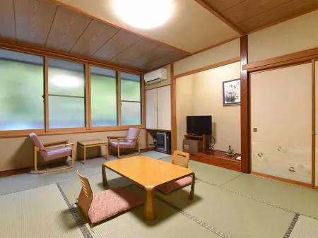 Seizanso Отели рядом со станцией JR Hottoyuda station