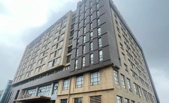 Orange Hotel (Nanjing Sand Boat Future Network Town Store)