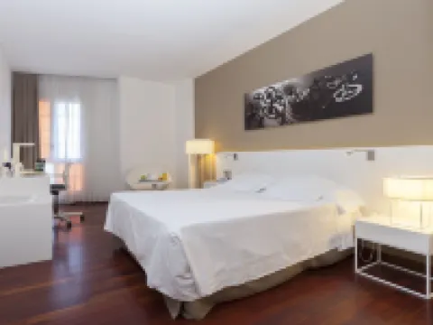 URH Ciutat de Mataró Hoteles en Mataró