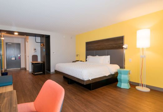 트루 바이 힐튼