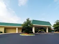 Quality Inn Midtown Hotels near Laroche Park