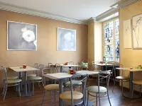 Logis Hôtel Duquesne - petit déjeuner