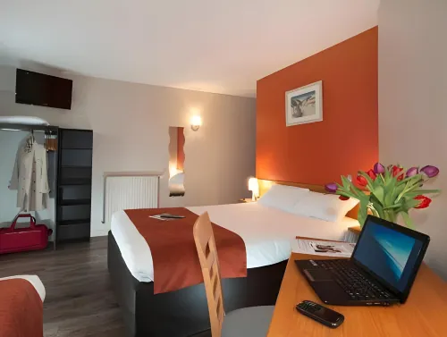 Brit Hotel les Alizes Hotels in Pornic