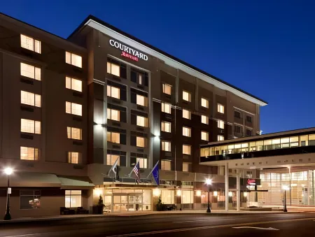 Courtyard Fort Wayne Downtown at Grand Wayne Convention Center